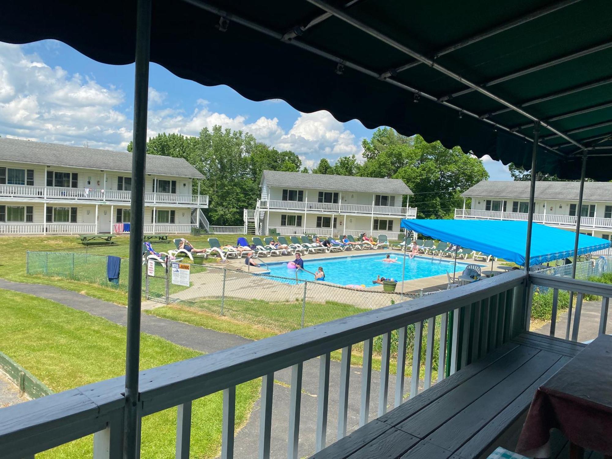 Gavin'S Iris H Country Inn Cornwallville Extérieur photo